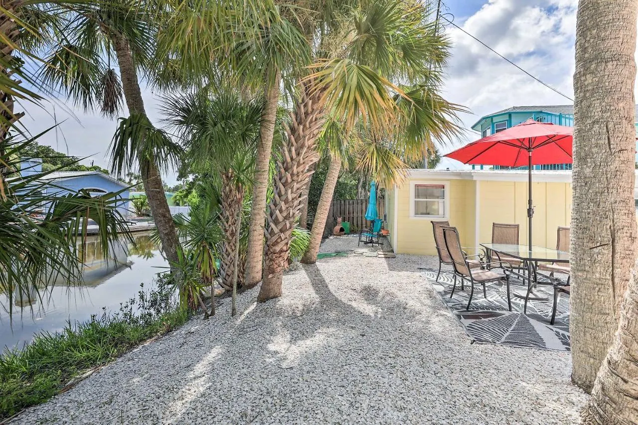 Holiday home Siesta Key Village Less Than Half Mi To Beach! Sarasota