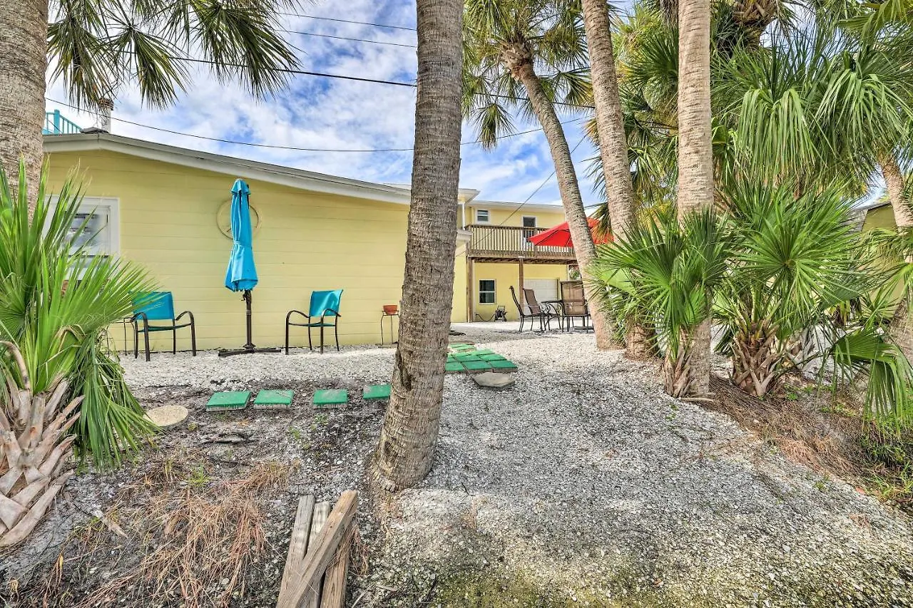 Siesta Key Village On Canal Near Apartment