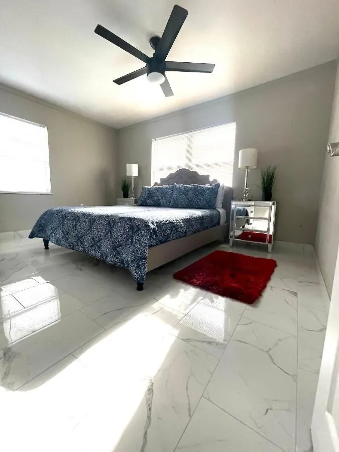 Apartment 3 Miles To Siesta Key #1 In America Sarasota