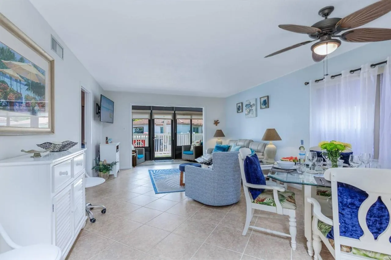 Holiday home Vista Hermosa Steps To The Heated Pool Sarasota