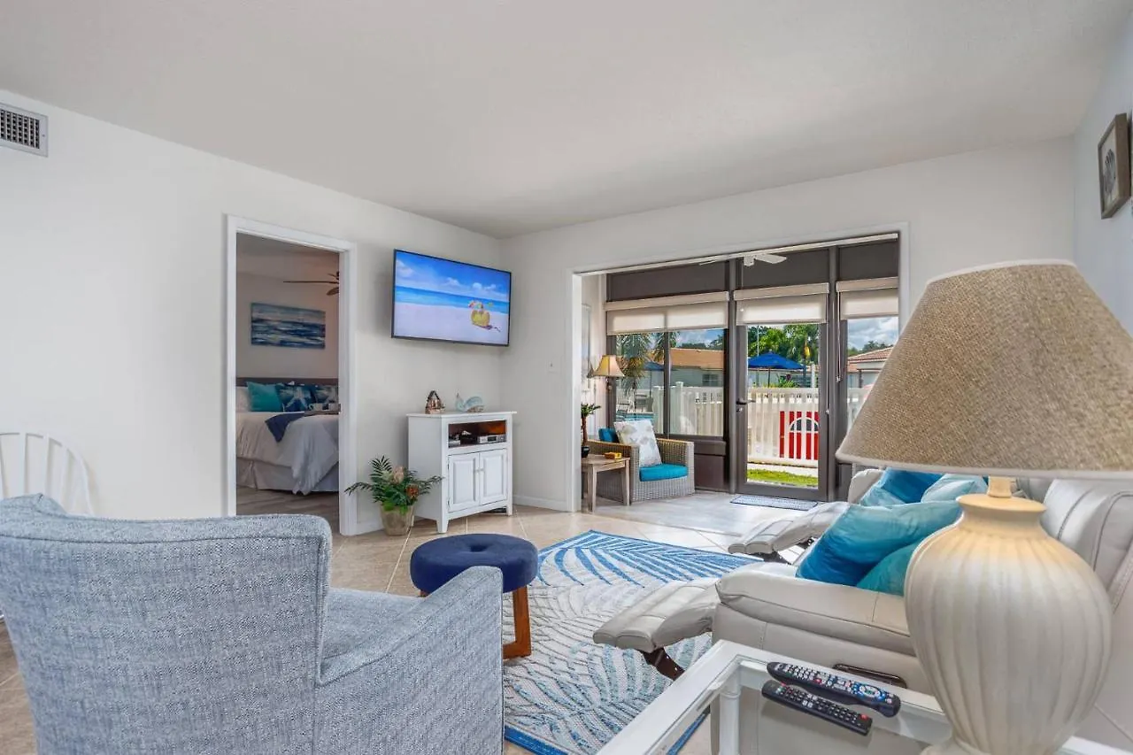 Vista Hermosa Steps To The Heated Pool Holiday home