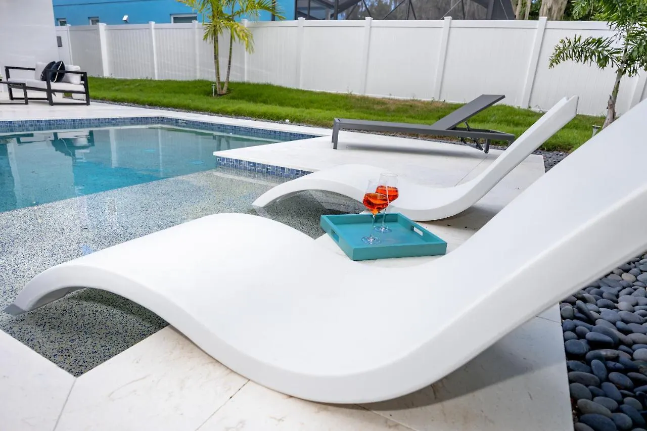 #4 Tropical Paradise With Saltwater Heated Pool 10 Min To Siesta Key Sarasota