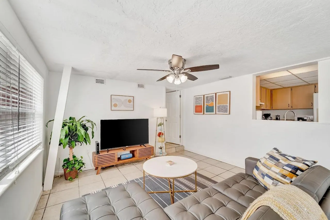 Bayou Oaks Holiday home
