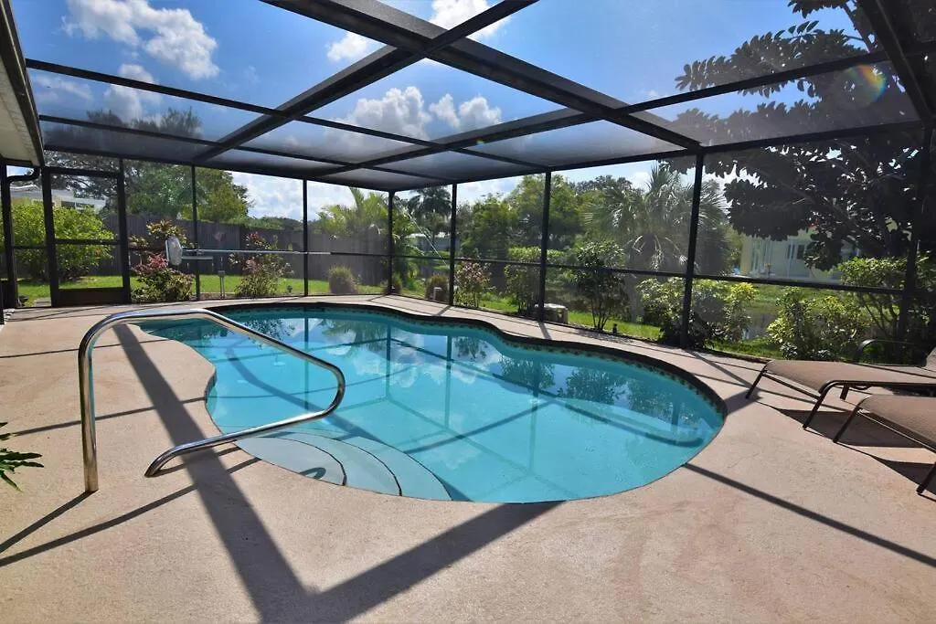 Rowena House 2bd Den 2bth Heated Pool Near Siesta Key * Sarasota
