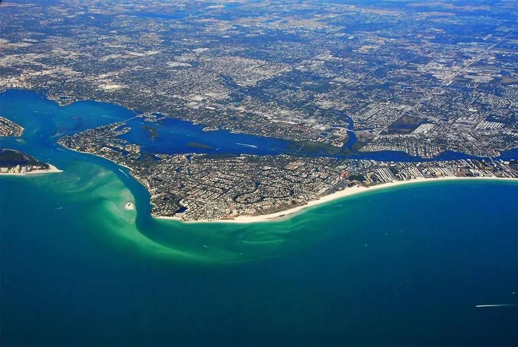 Rowena House 2bd Den 2bth Heated Pool Near Siesta Key * Sarasota