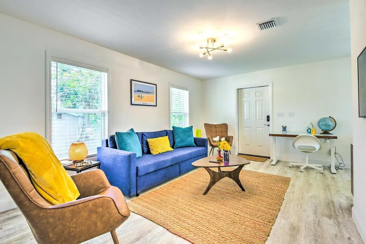 Getaway Less Than 2 Mi To Downtown And Ocean! Holiday home