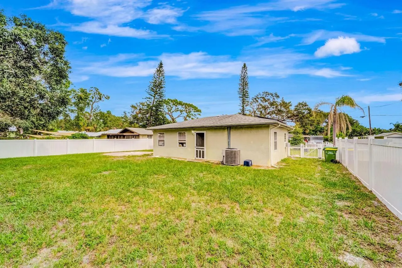 Bayou Oaks Holiday home