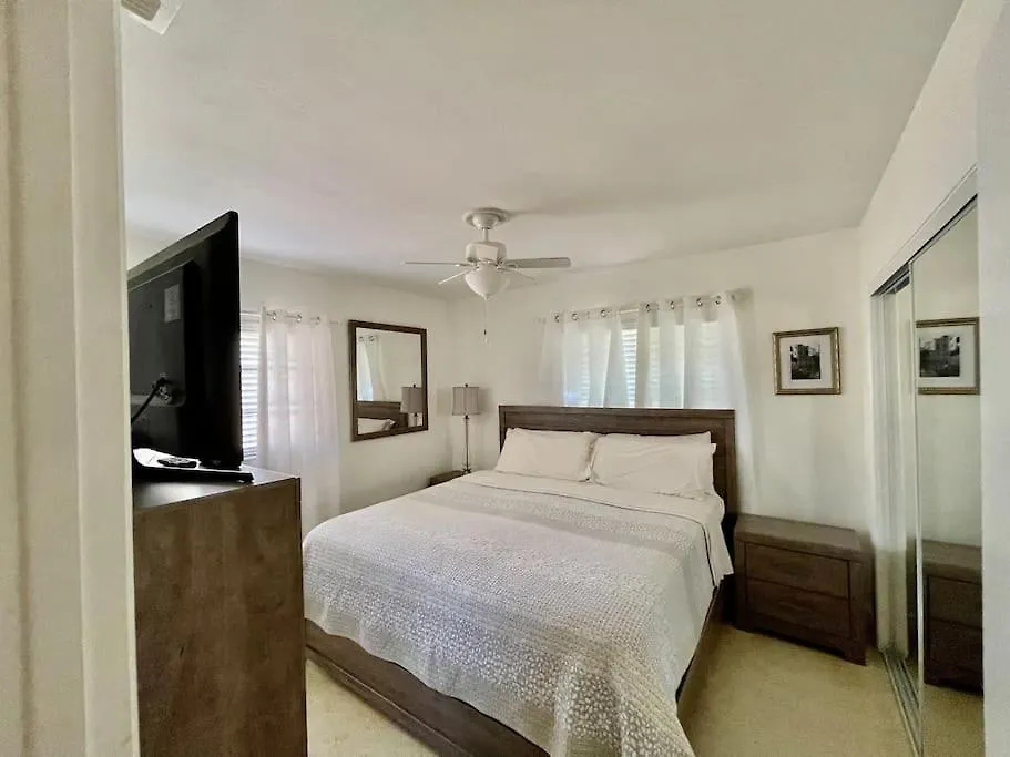 Holiday home Rowena House 2bd Den 2bth Heated Pool Near Siesta Key *