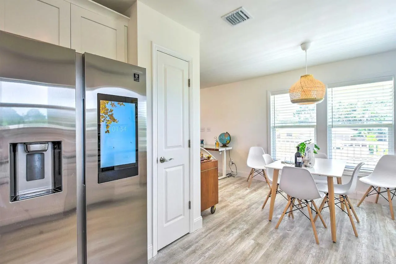 Holiday home Getaway Less Than 2 Mi To Downtown And Ocean! Sarasota