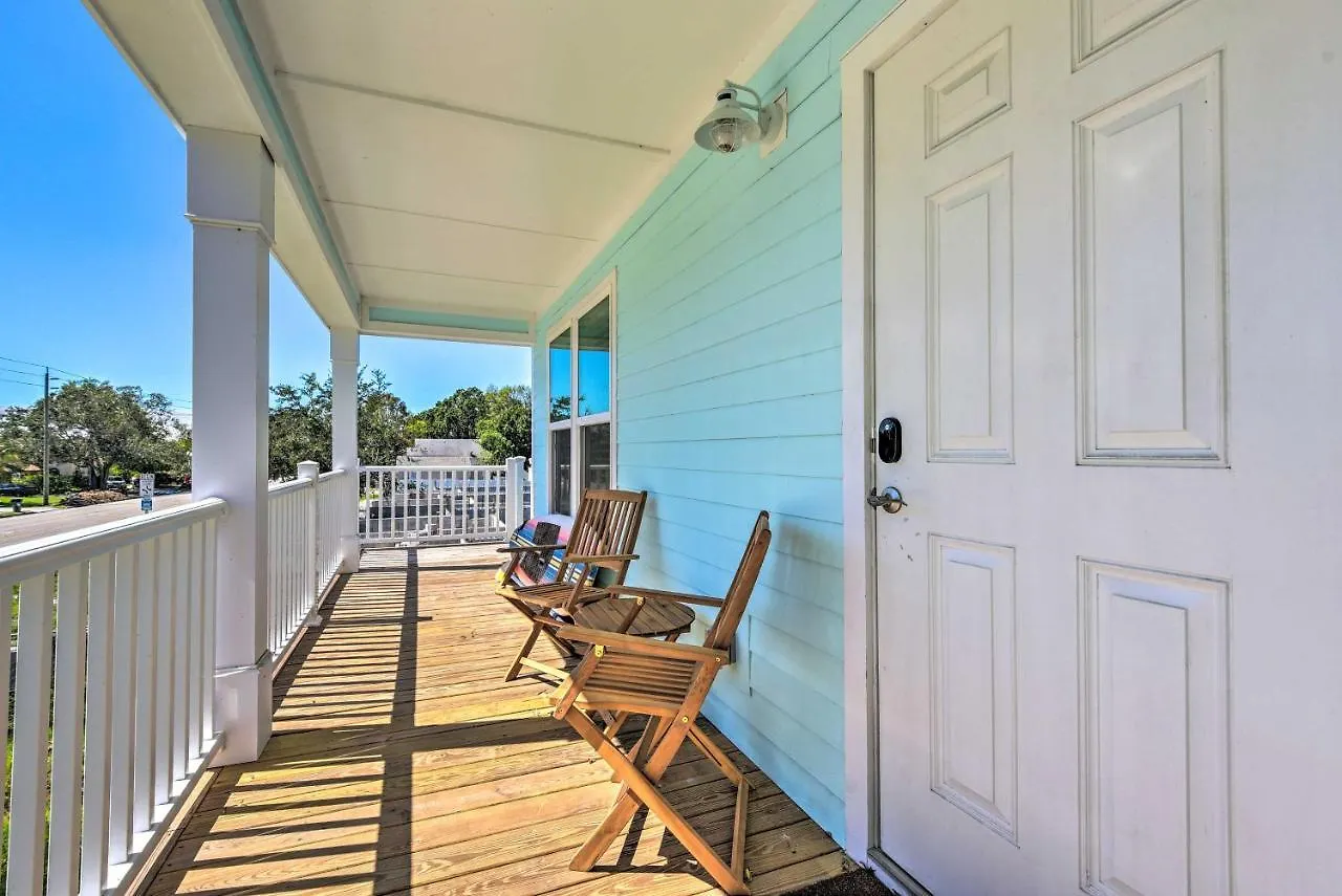 Holiday home Getaway Less Than 2 Mi To Downtown And Ocean!