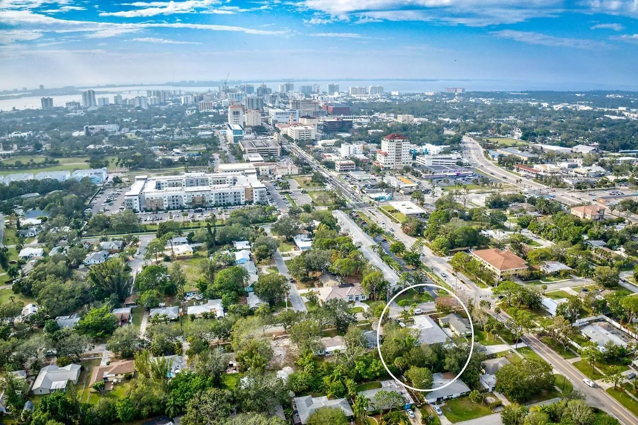 Luxury In Downtown Sarasota, Htd Pool/hot Tub Holiday home