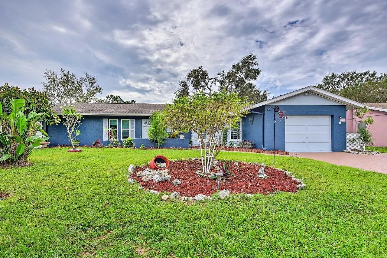 Convenient With Lush Backyard! Apartment Sarasota