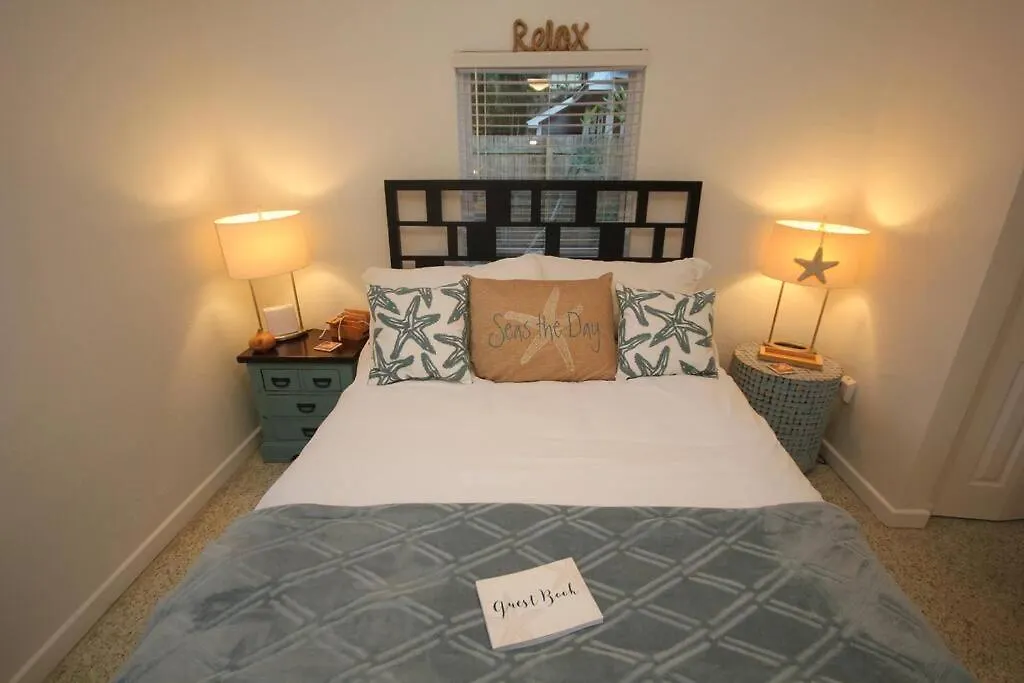 Apartment Cute Lil Oasis On Osprey Sarasota