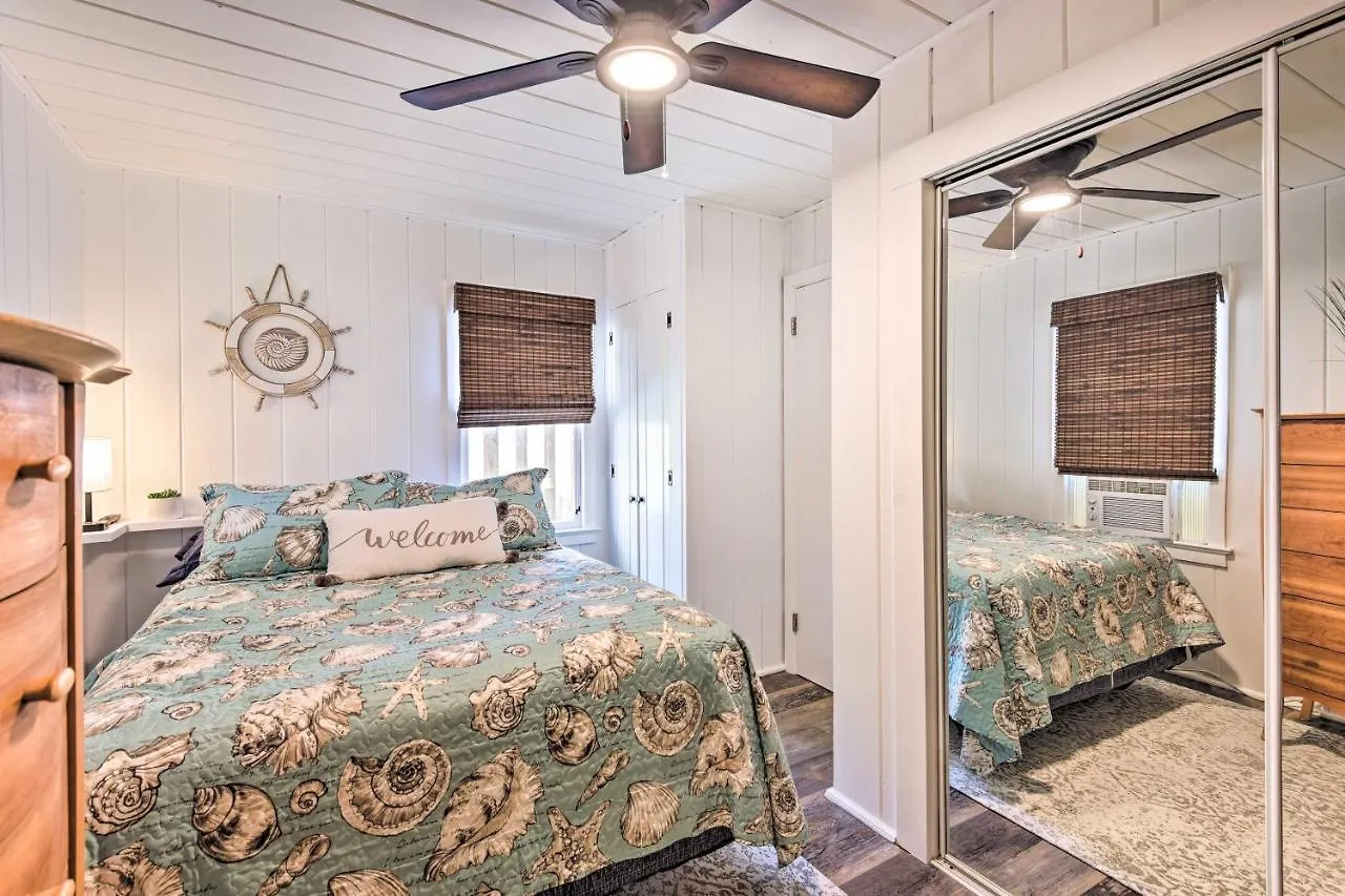 Siesta Key Couples Escape - Walk To Beaches! Sarasota