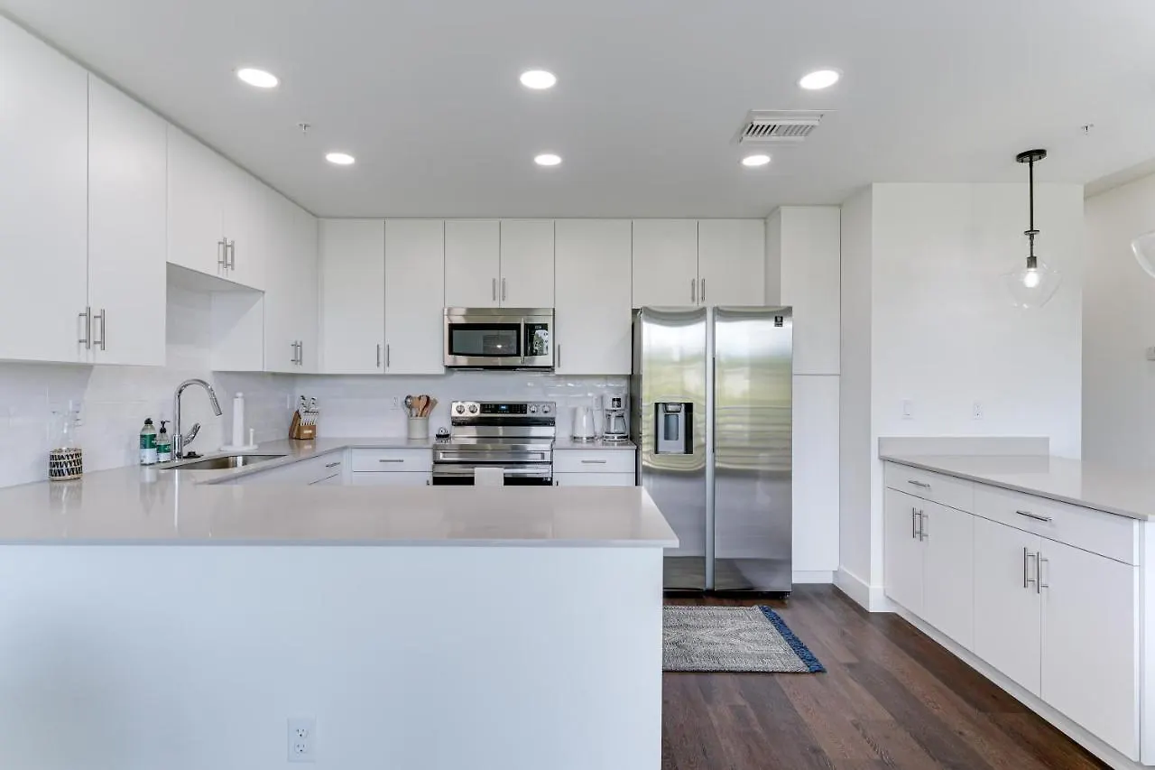 All-new, Waterfront In Downtown Sarasota! Sarasota