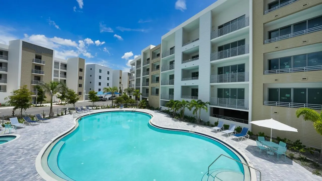 Apartment All-new, Waterfront In Downtown Sarasota! *