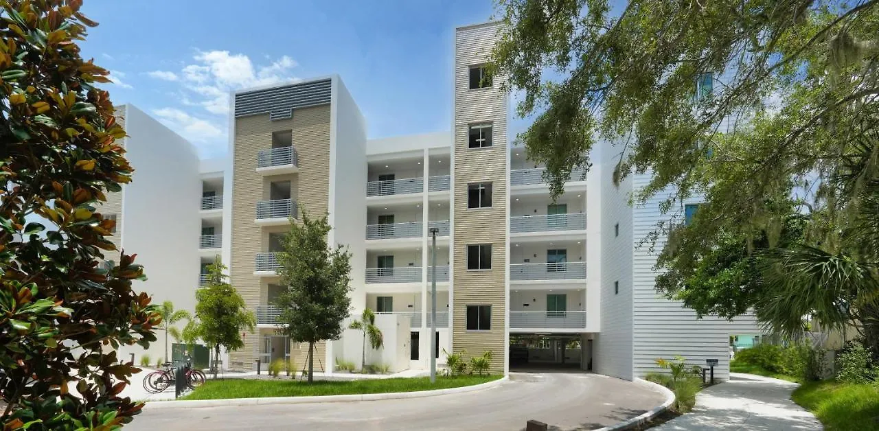 All-new, Waterfront In Downtown Sarasota! Apartment *