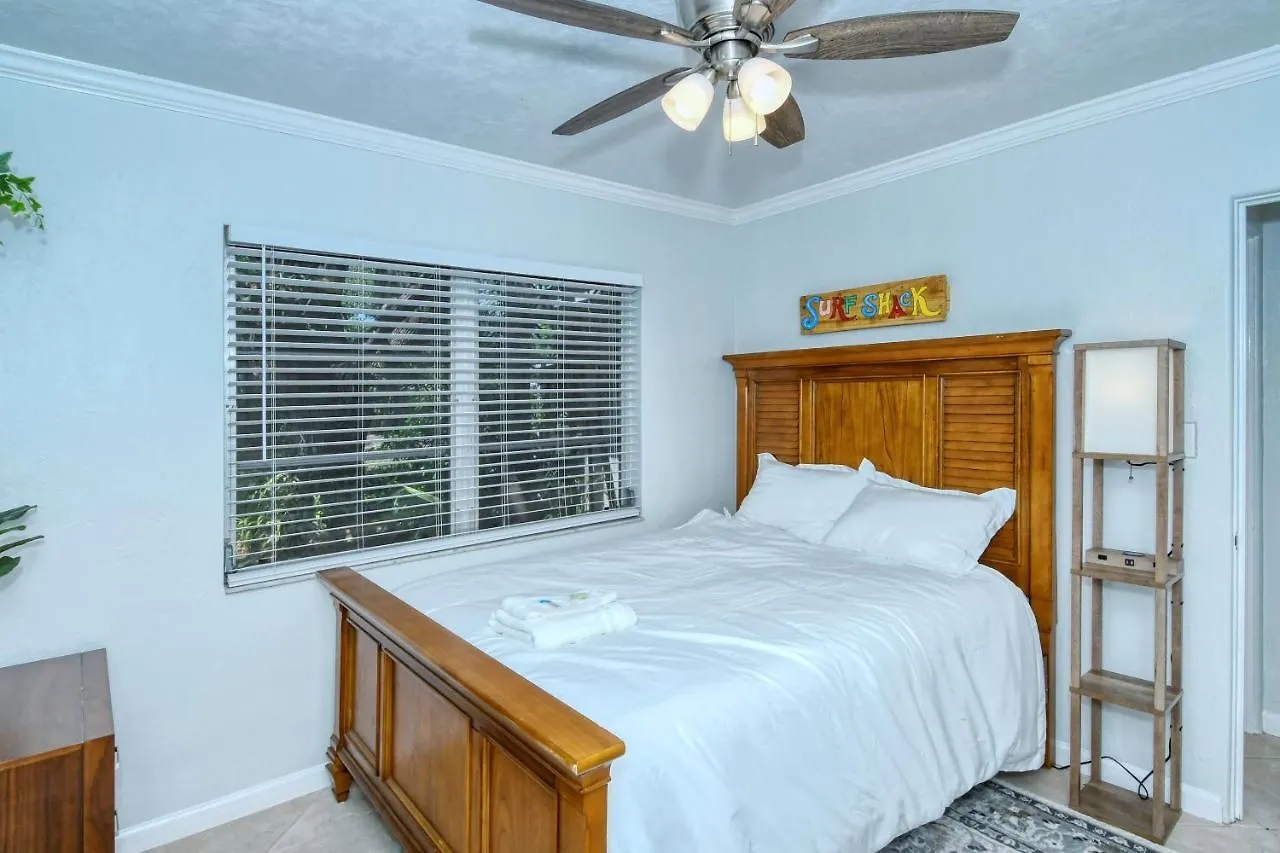 Walk To Beach, Restaurants, Shopping/hot Tub! Holiday home