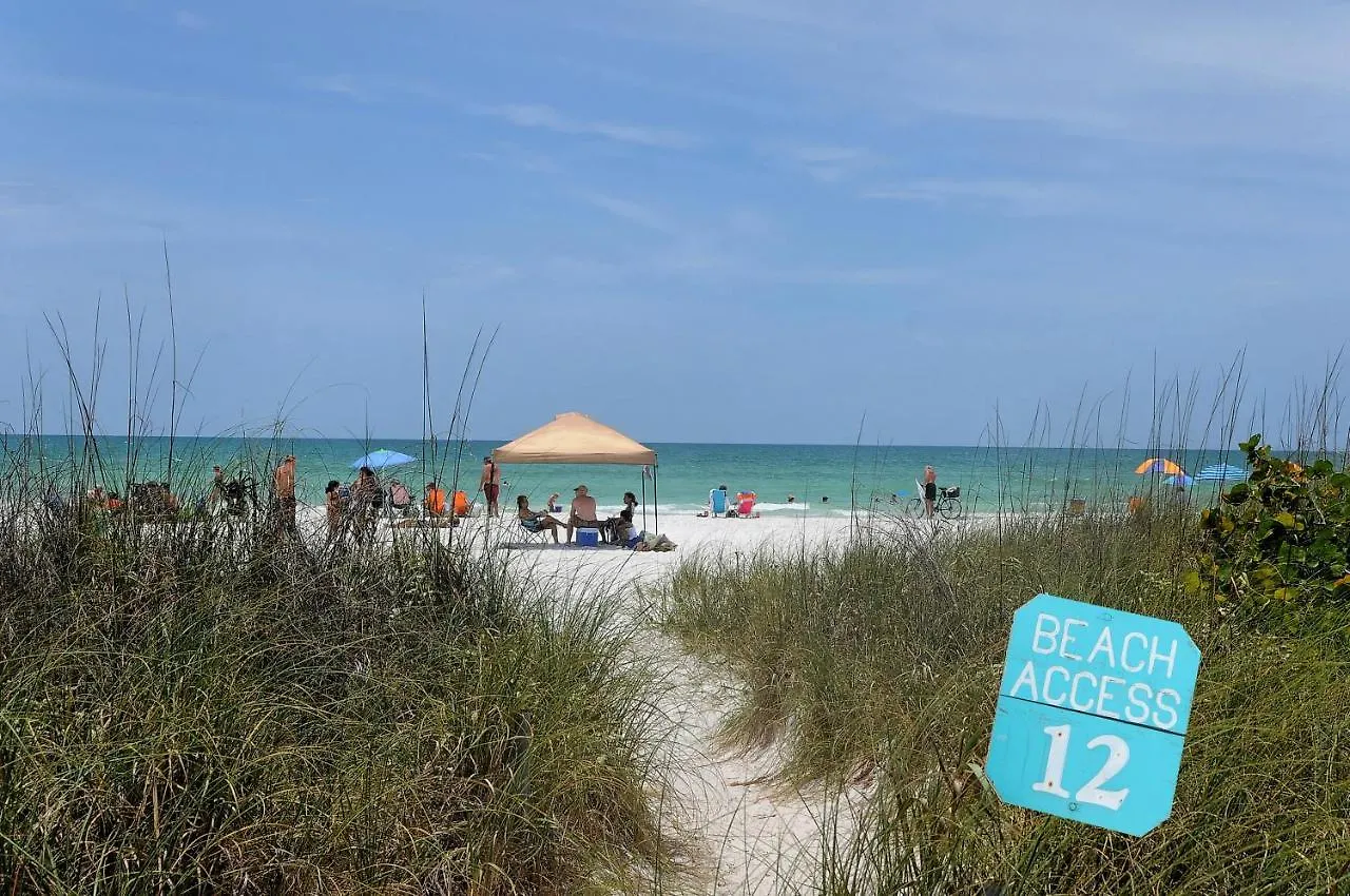 Walk To Beach, Restaurants, Shopping/hot Tub! Holiday home *