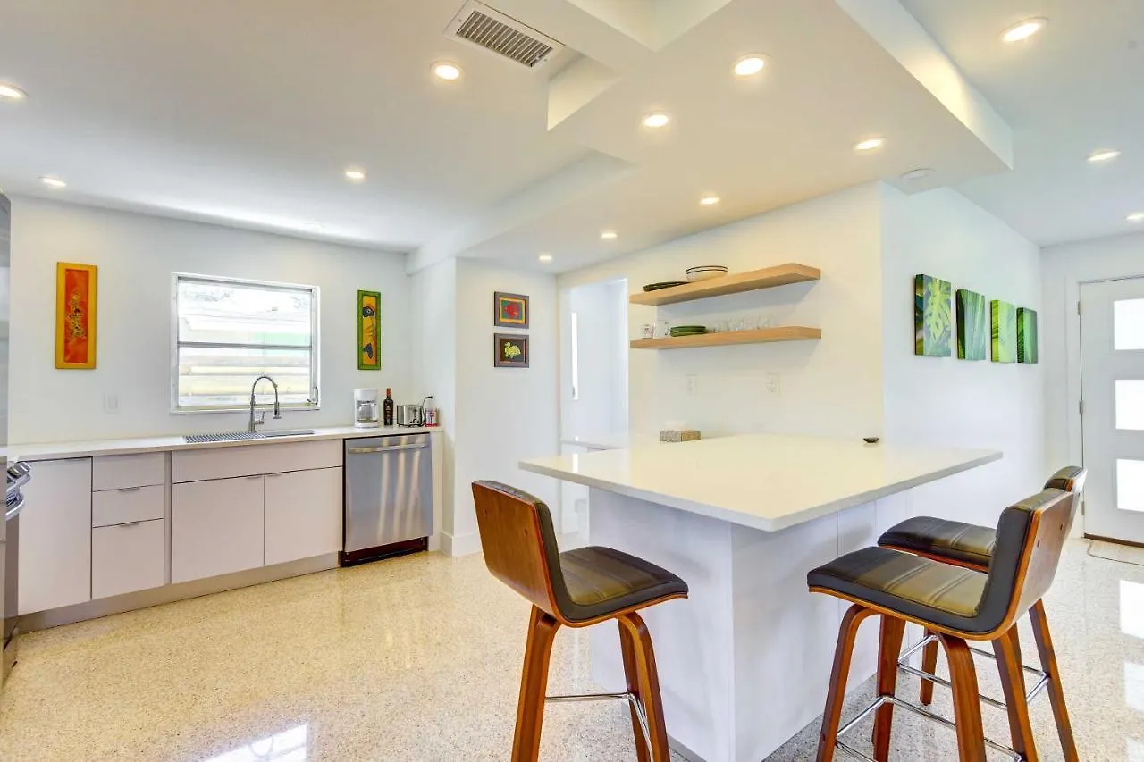 Charming Vacation Near Downtown * Sarasota