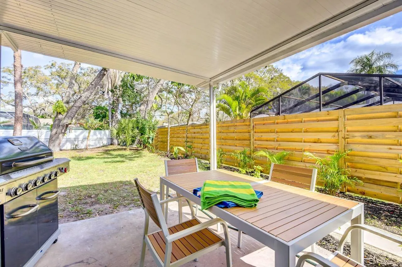 Charming Vacation Near Downtown