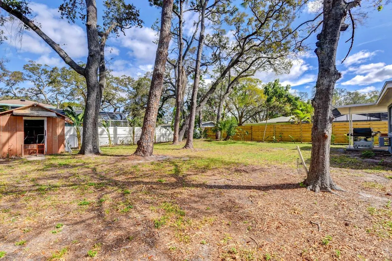 Charming Vacation Near Downtown Sarasota