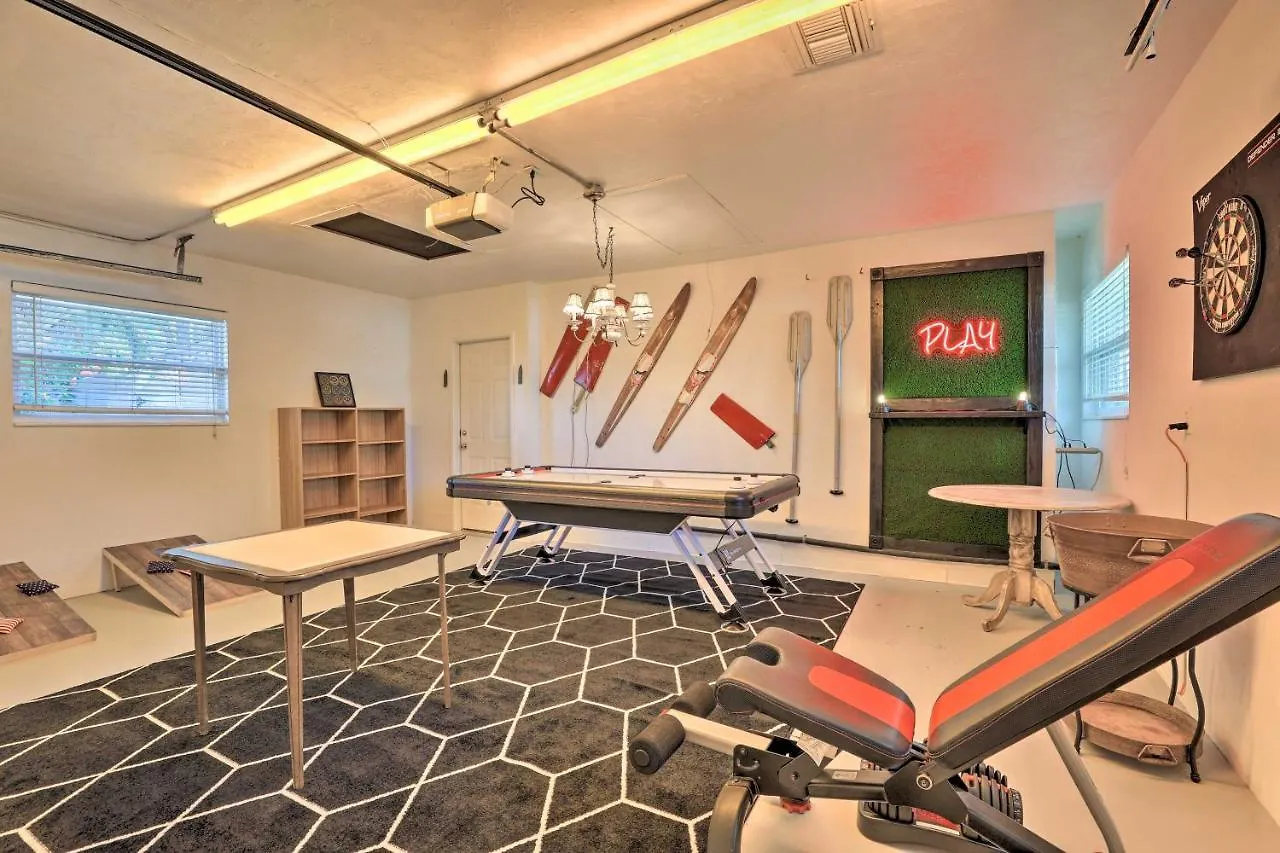 Vacation With Pool And Game Room! * Sarasota