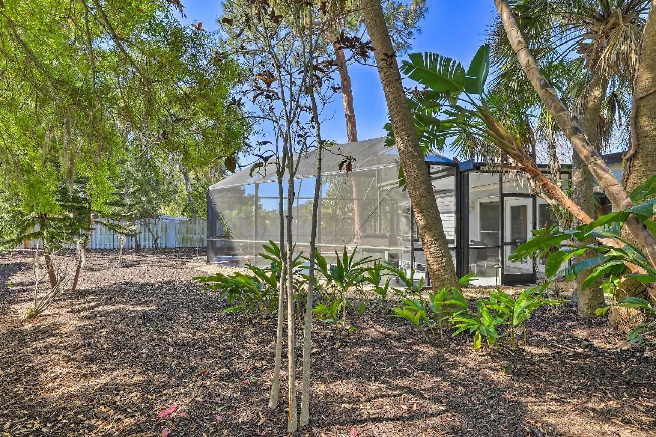 Holiday home Vacation With Pool And Game Room!