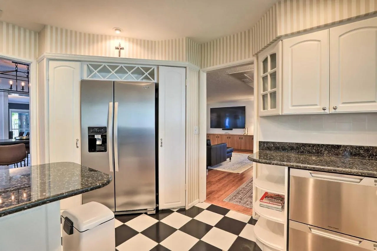 Holiday home Vacation With Pool And Game Room! *