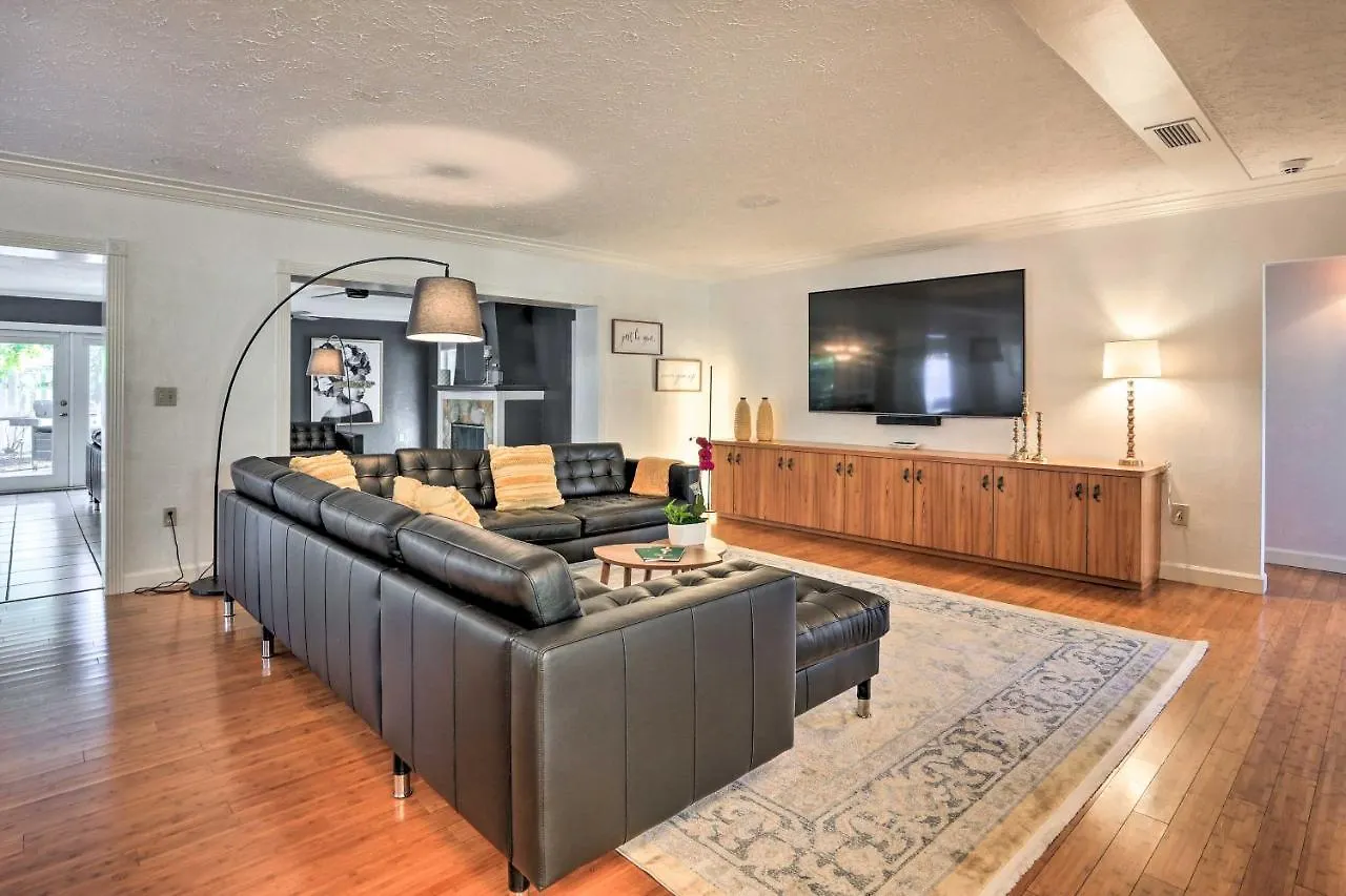 Holiday home Vacation With Pool And Game Room! Sarasota