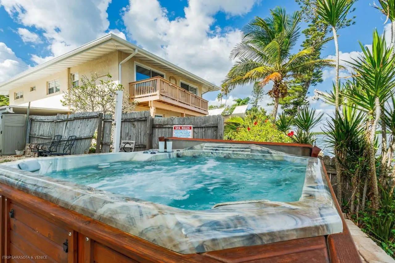 Holiday home Coastal Breeze Siesta Pelican 