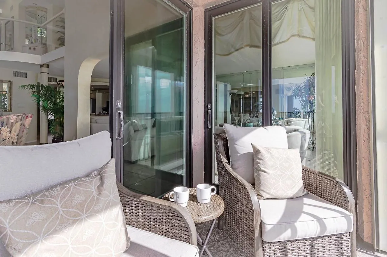 Siesta Breakers Penthouse On The