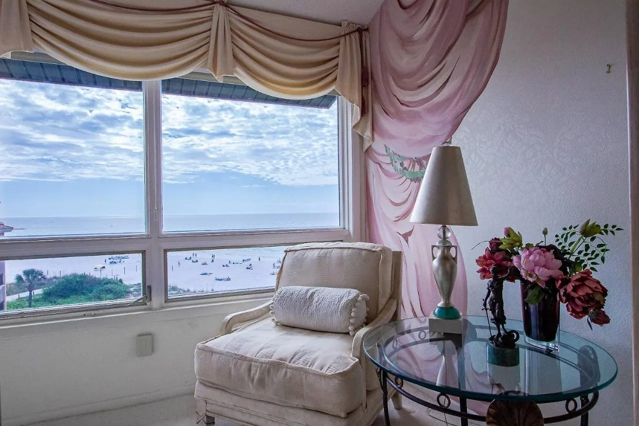 Siesta Breakers Penthouse On The Sarasota