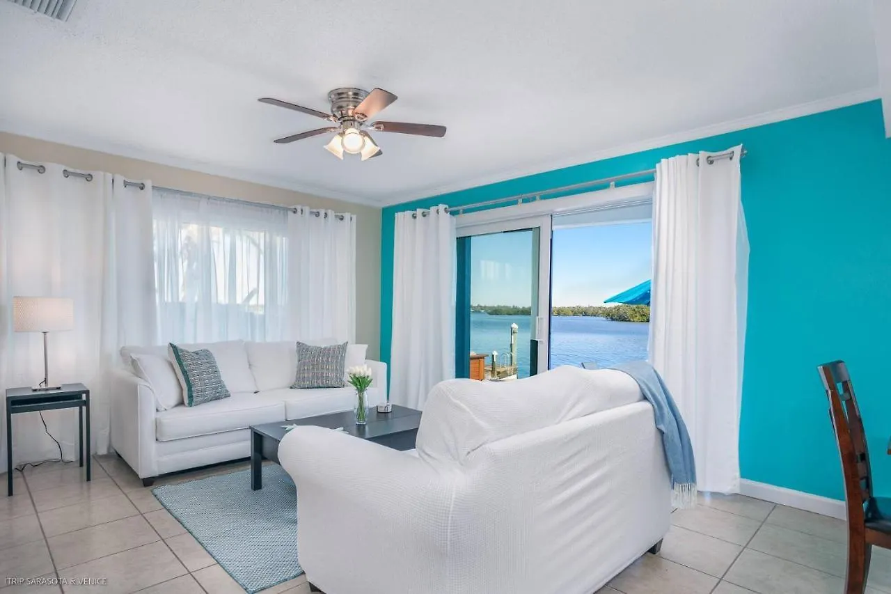 Holiday home Coastal Breeze Siesta Manatee 