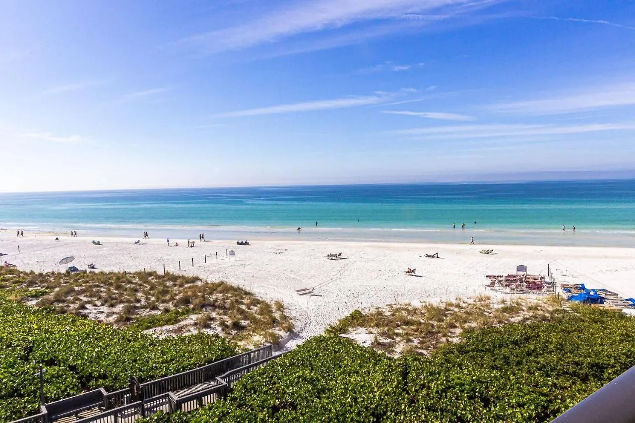 Siesta Breakers On Crescent *