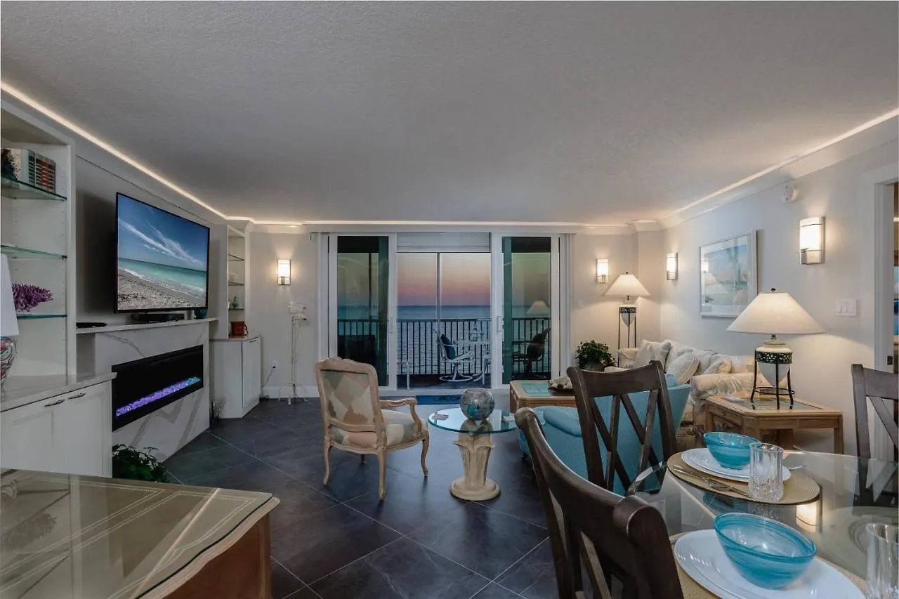 Crystal Sands Elegance Holiday home *