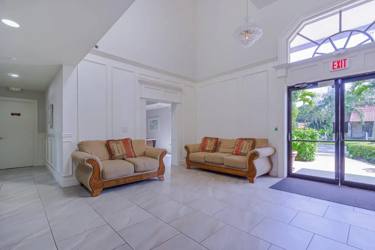 Holiday home Yellow Pine Duplex Close To Pool & Tennis