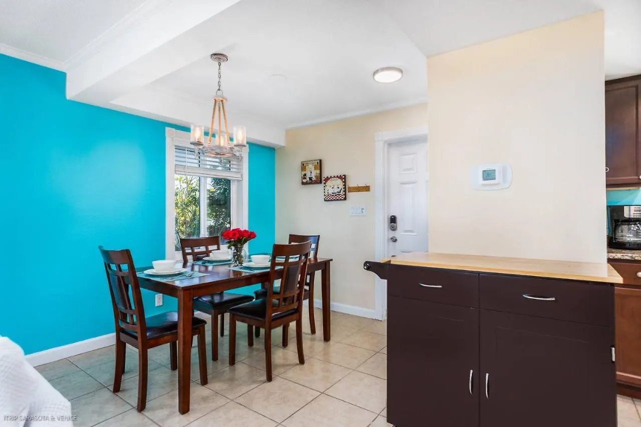 Holiday home Coastal Breeze Siesta Manatee 