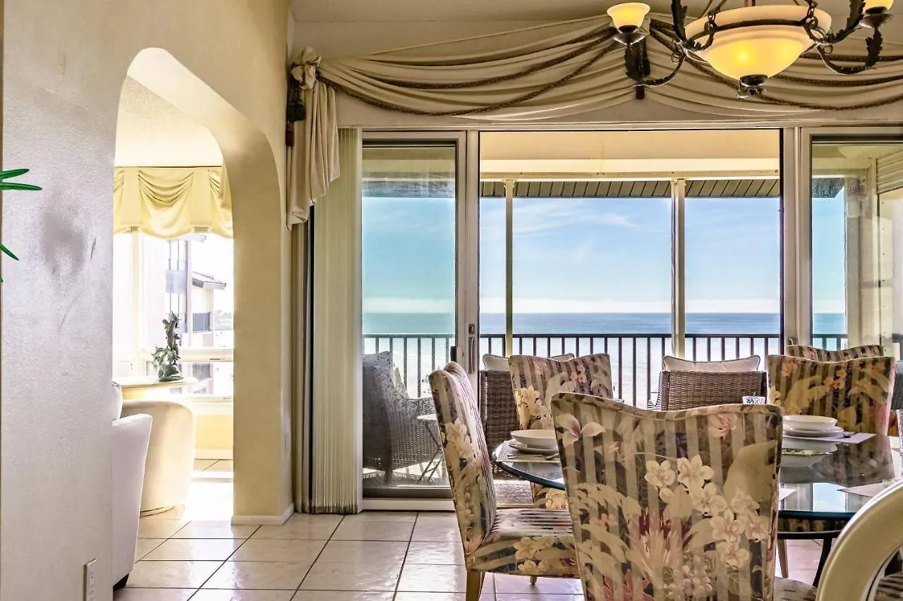 Siesta Breakers Penthouse On The Sarasota