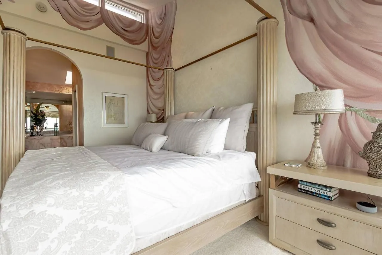 Holiday home Siesta Breakers Penthouse On The *