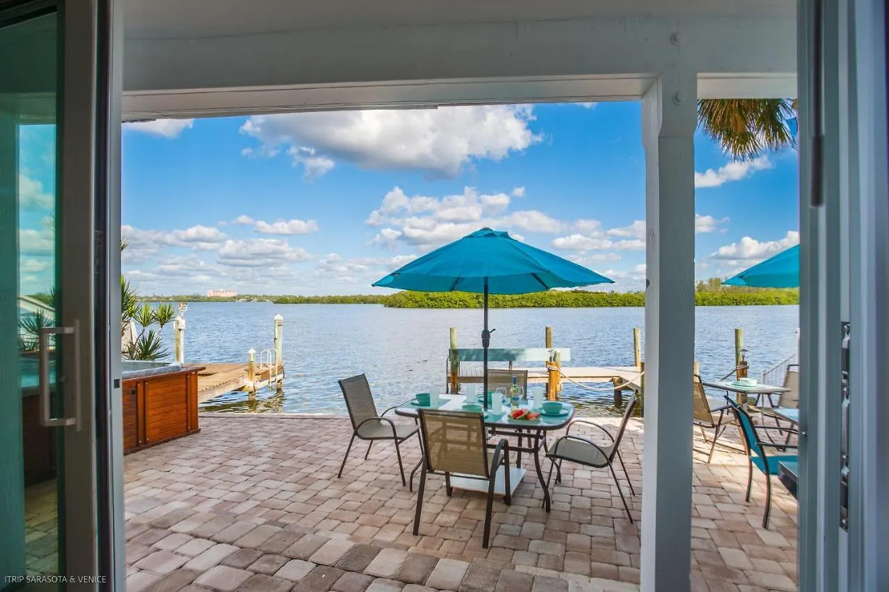 Coastal Breeze Siesta Manatee 