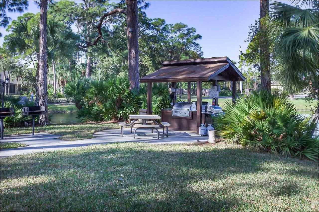 Holiday home Yellow Pine Duplex Close To Pool & Tennis *