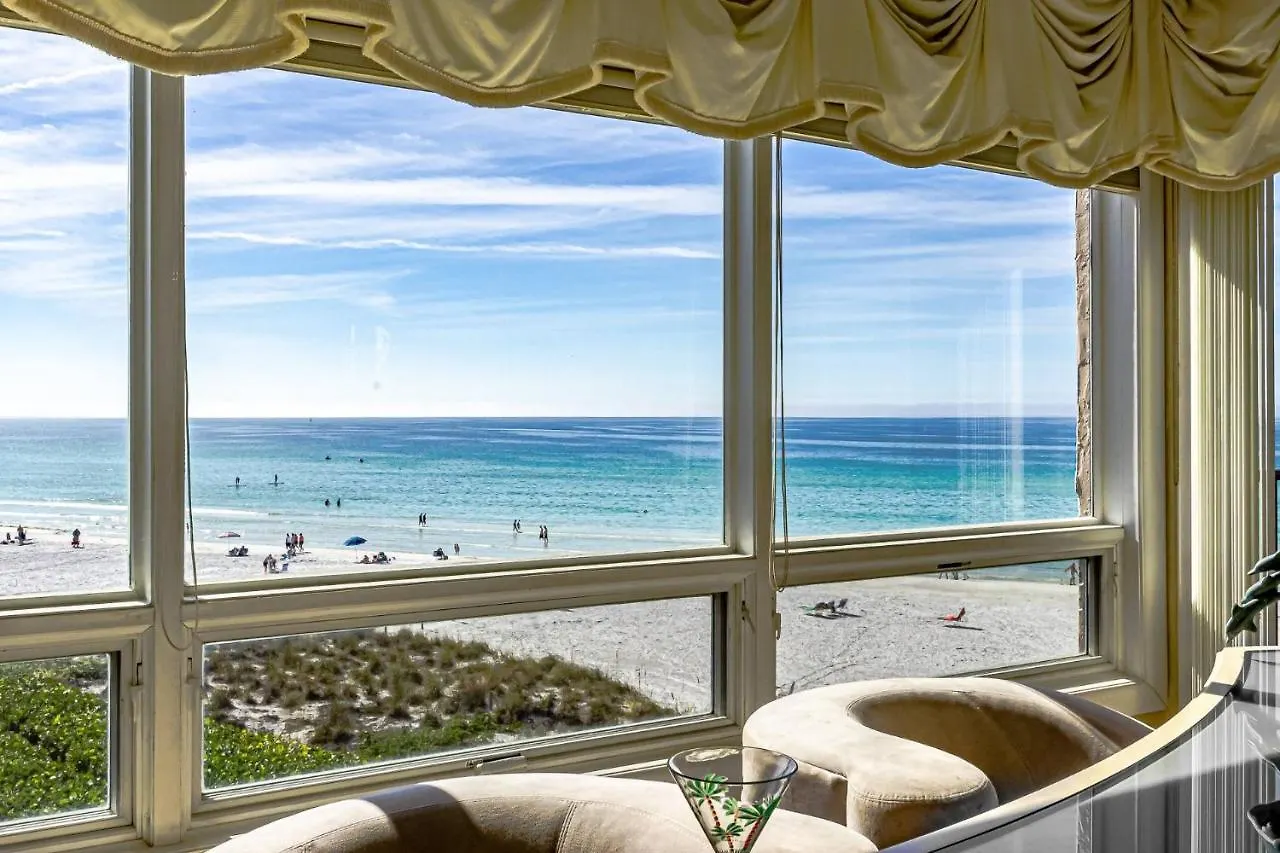 Siesta Breakers Penthouse On The Holiday home *