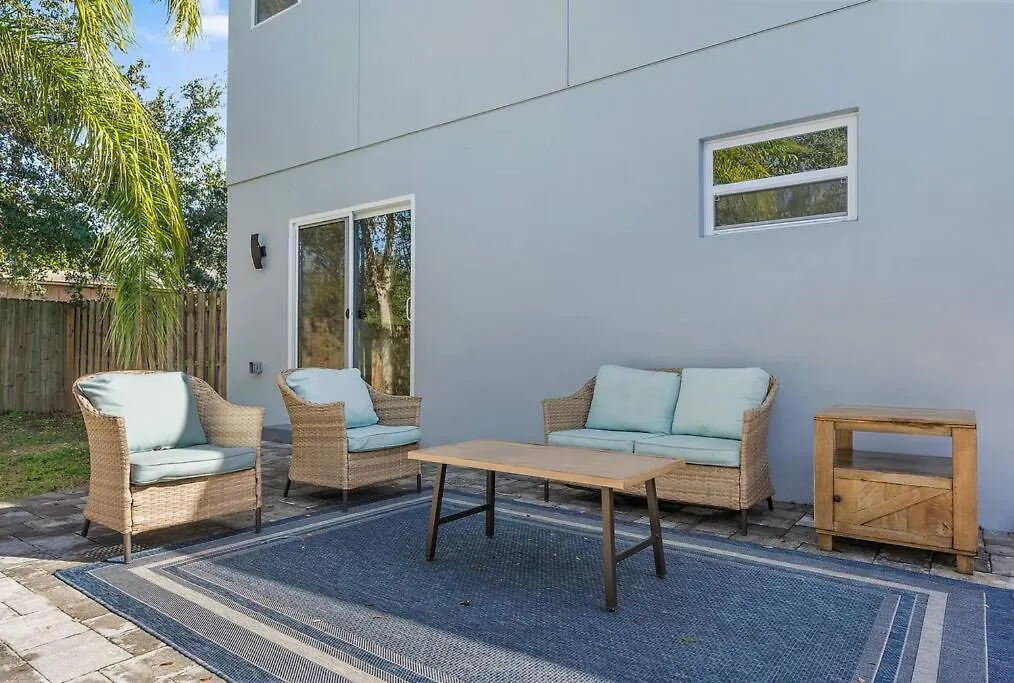 Holiday home Florida Getaway With Backyard Pool Oasis *