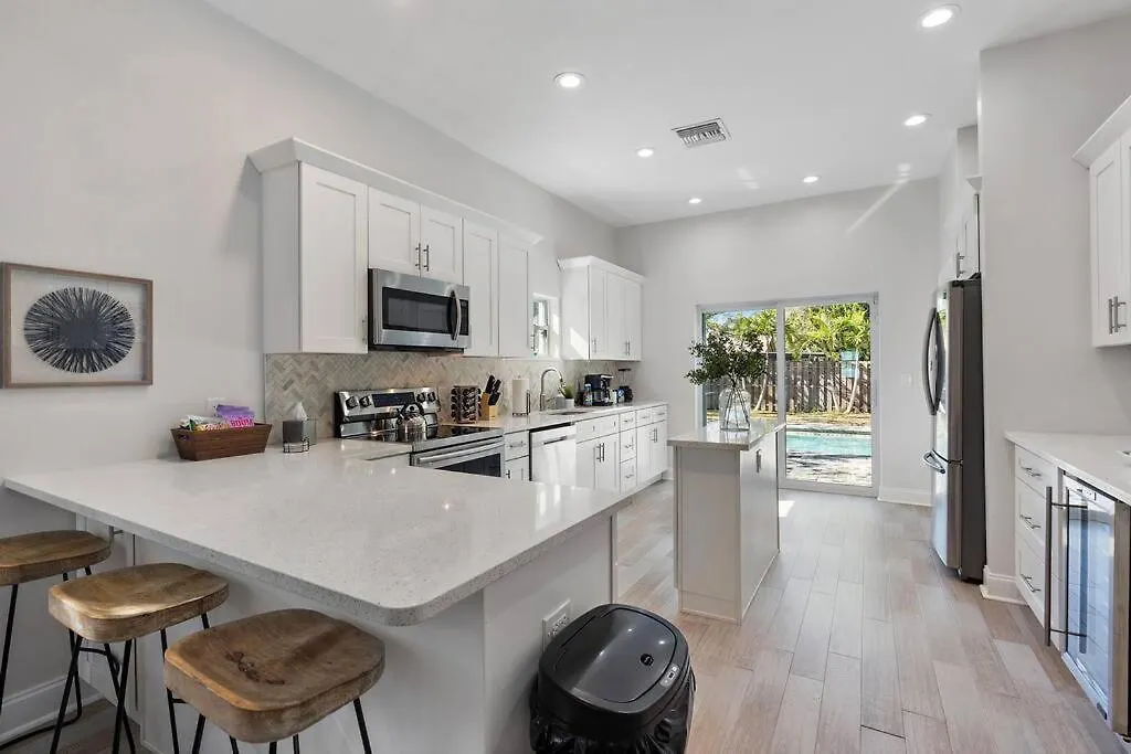 Holiday home Florida Getaway With Backyard Pool Oasis *