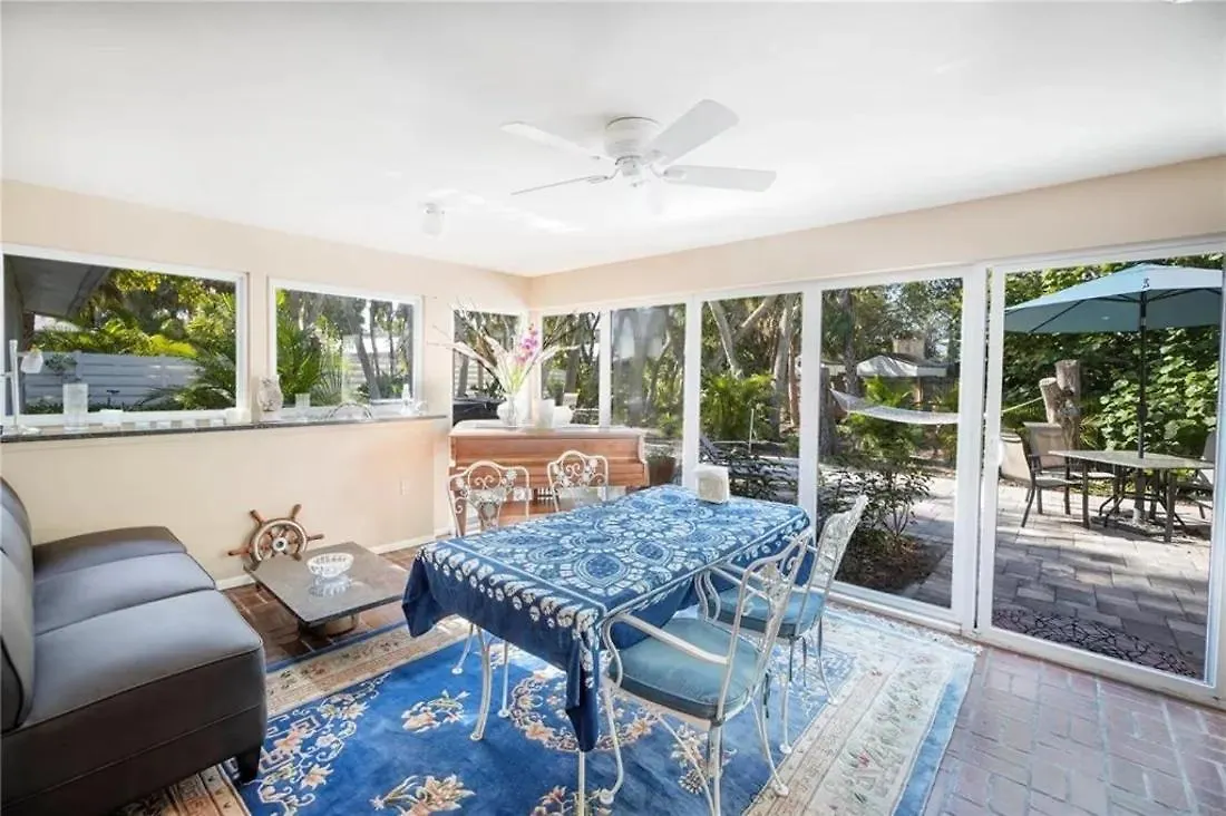 Oasis On Siesta Key