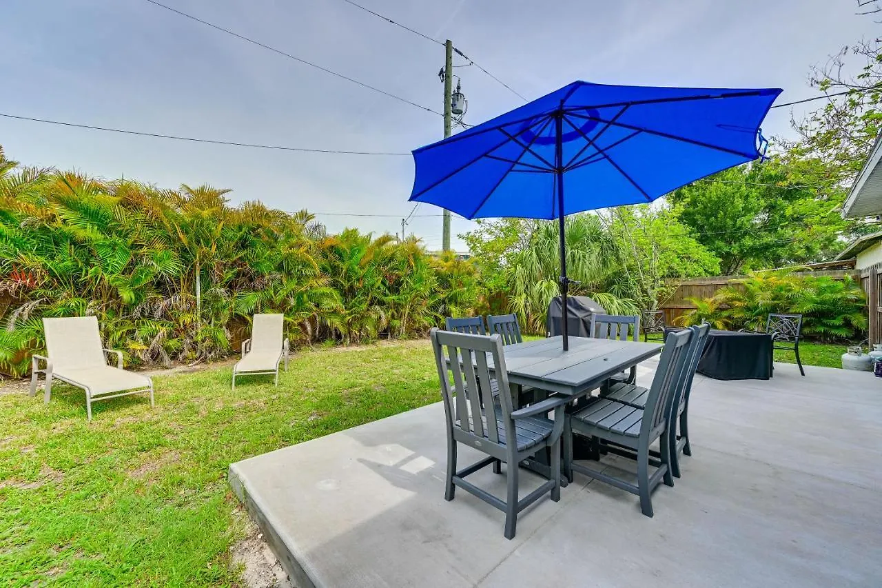 Dog-friendly With Yard About 6 Miles To The Beach! Holiday home Sarasota