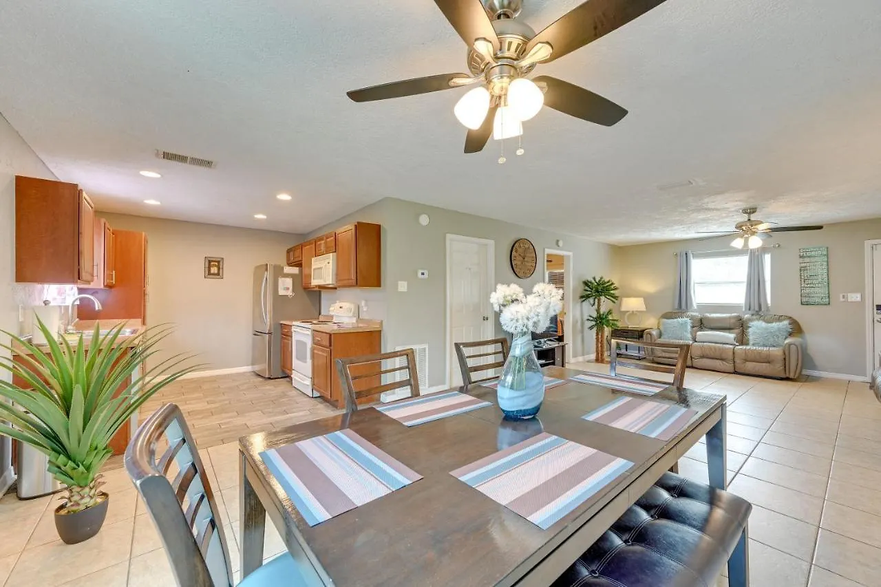 Dog-friendly With Yard About 6 Miles To The Beach! Sarasota