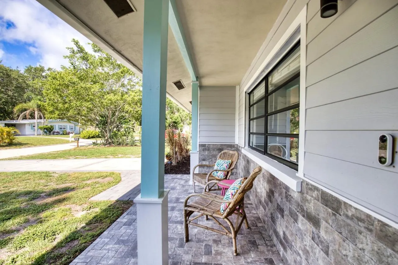 Tropical Oasis, Heated Pool, Hot Tub, Near Siesta Key Sarasota