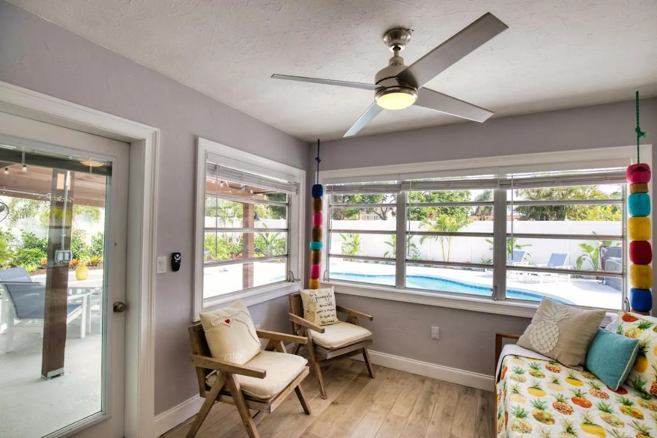 Tropical Oasis, Heated Pool, Hot Tub, Near Siesta Key *